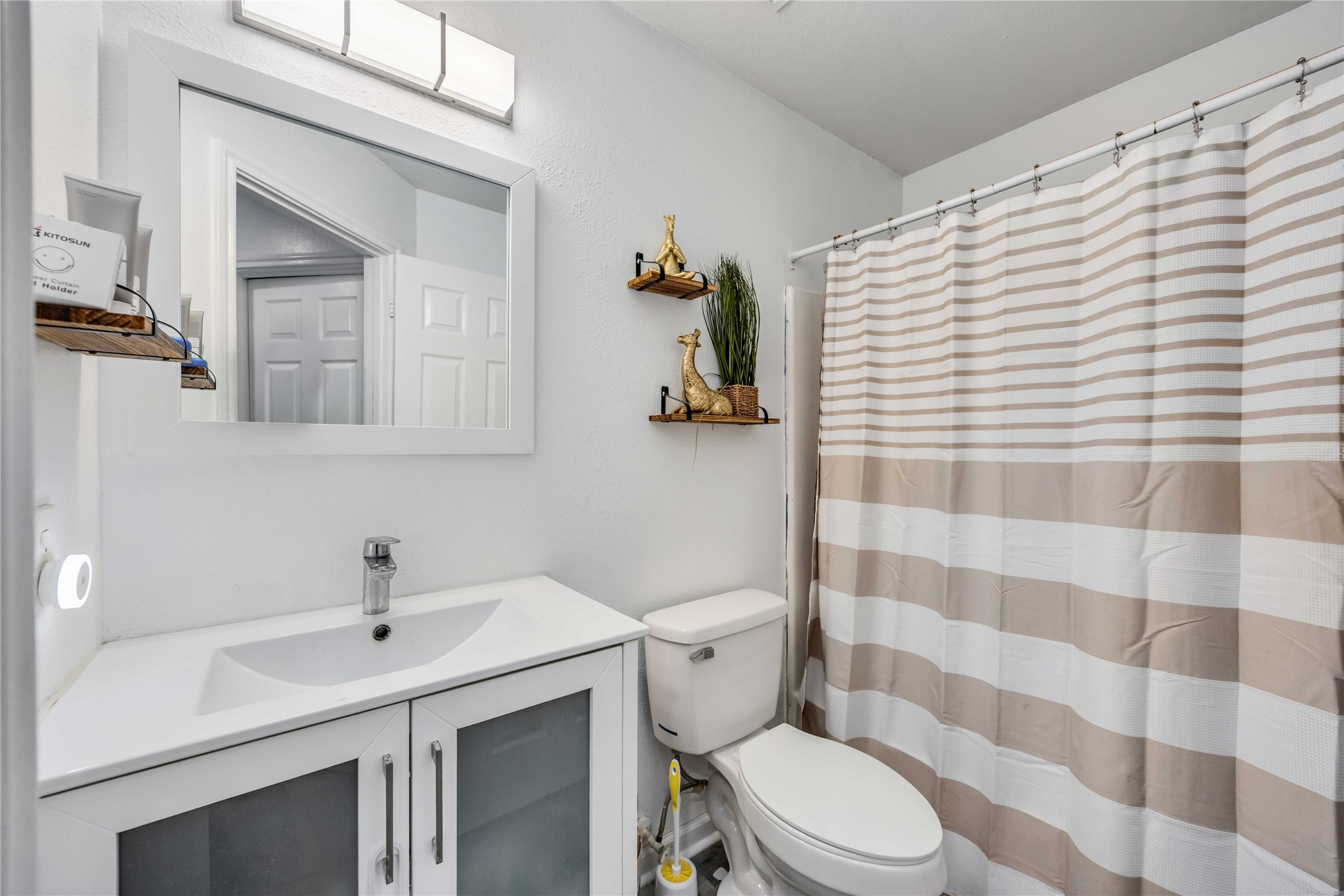 4931 Callery Creek Drive , Houston, TX, 77053 | 51986077 | Realty Texas LLC