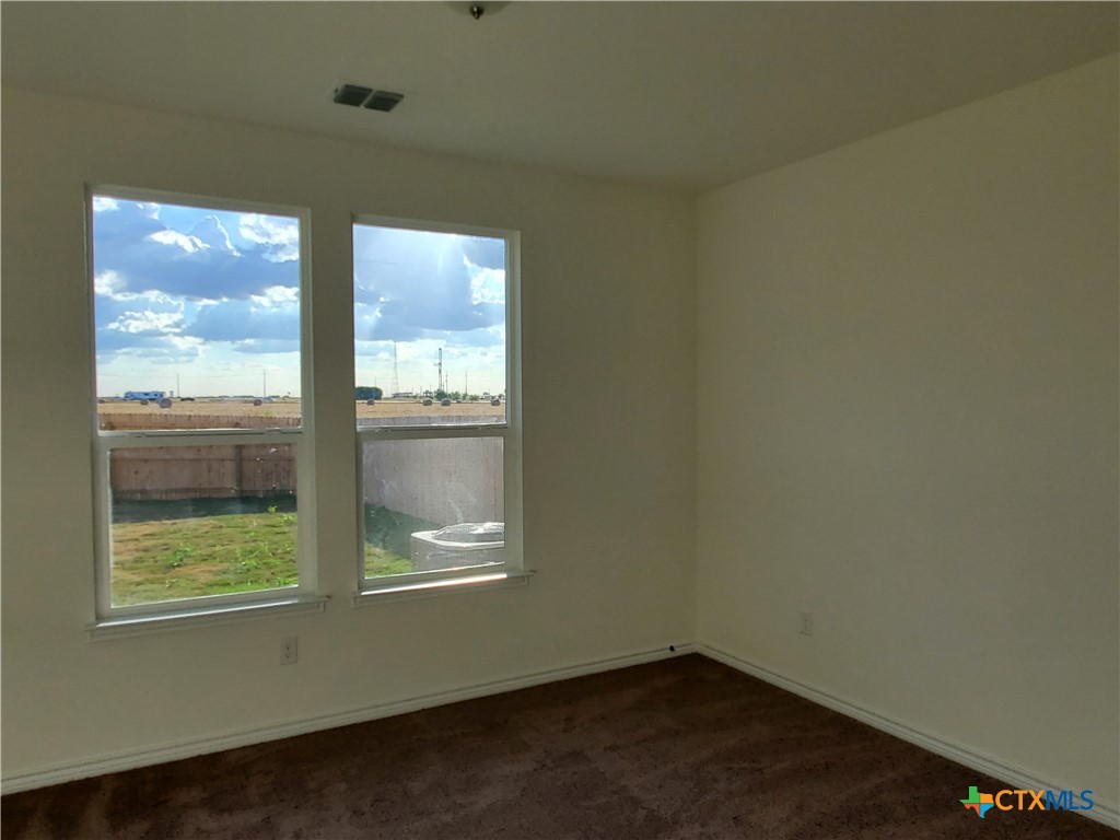 4005 Woodside Drive , Seguin, TX, 78155 | 577785 | Realty Texas LLC