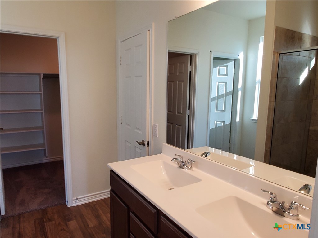 4005 Woodside Drive , Seguin, TX, 78155 | 577785 | Realty Texas LLC