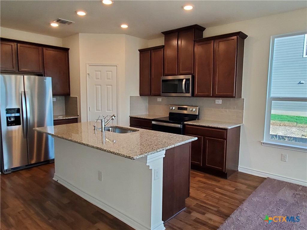 4005 Woodside Drive , Seguin, TX, 78155 | 577785 | Realty Texas LLC