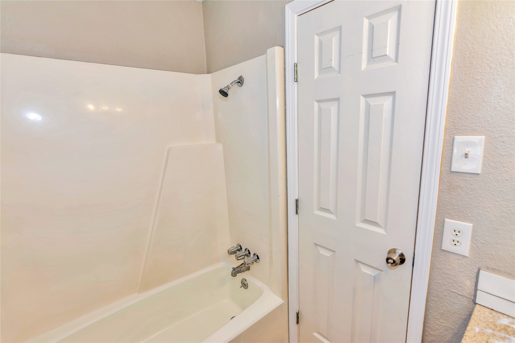 1226 Northview Drive , Angleton, TX, 77515 | 61570687 | Realty Texas LLC