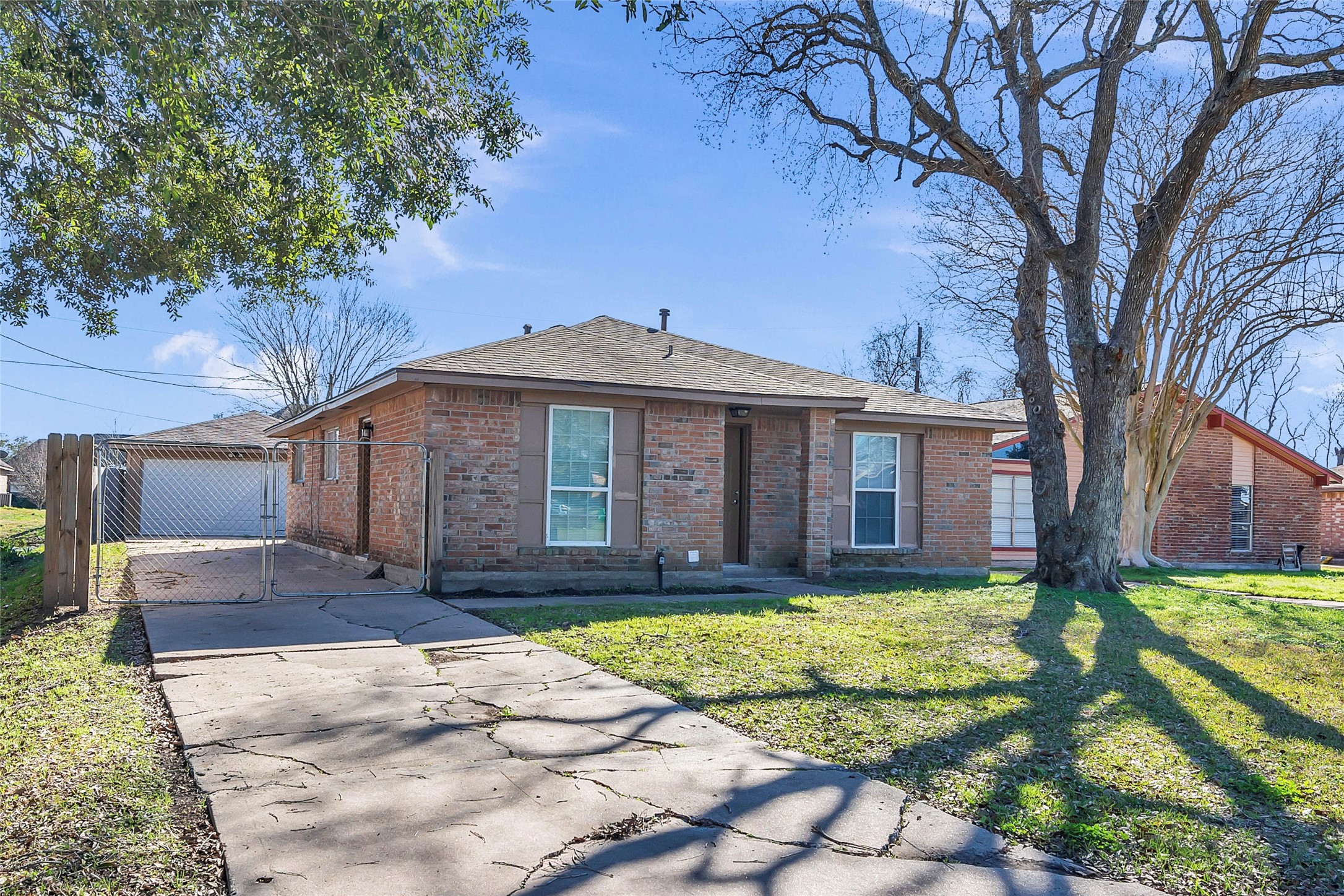 1226 Northview Drive , Angleton, TX, 77515 | 61570687 | Realty Texas LLC