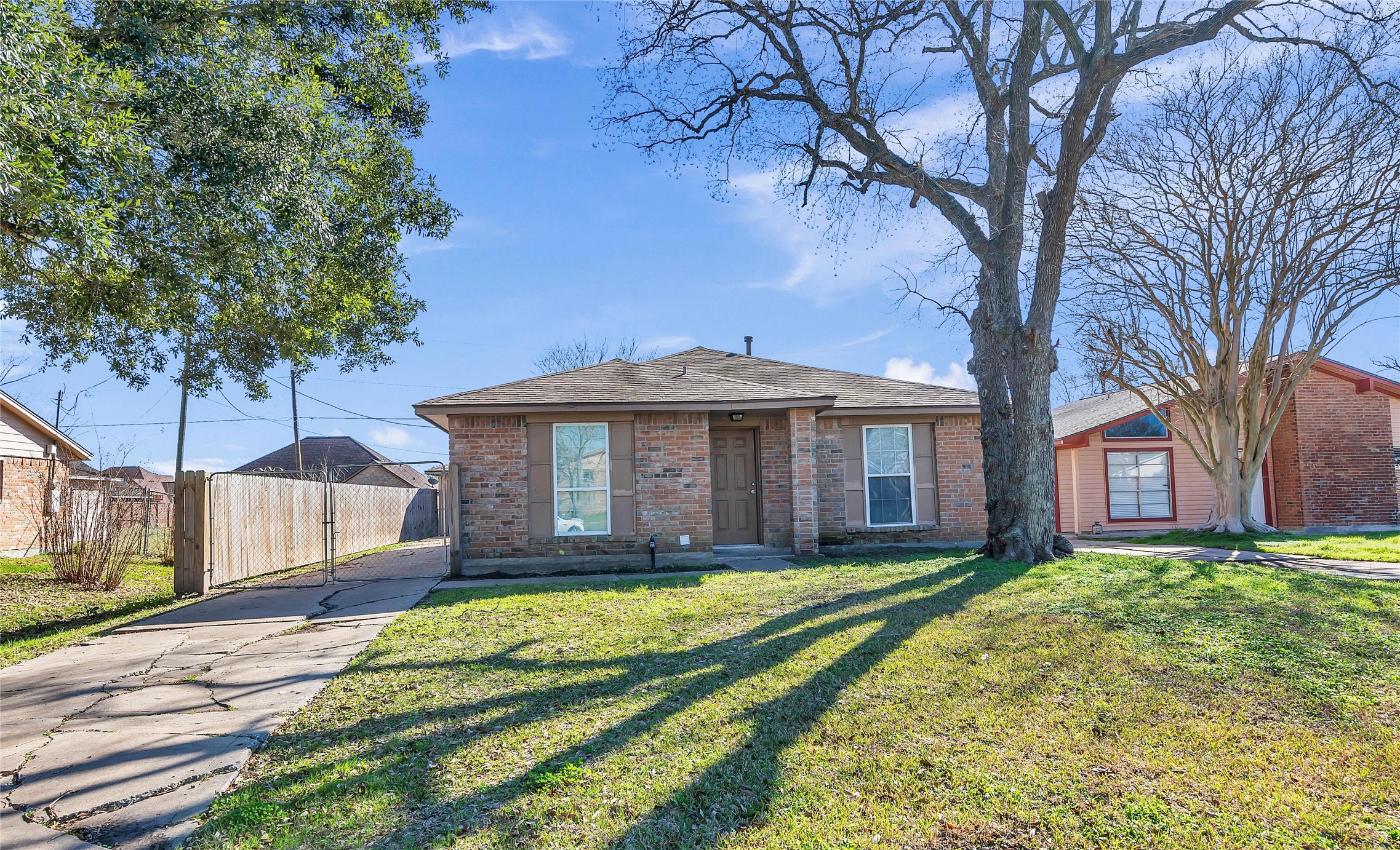 1226 Northview Drive , Angleton, TX, 77515 | 61570687 | Realty Texas LLC