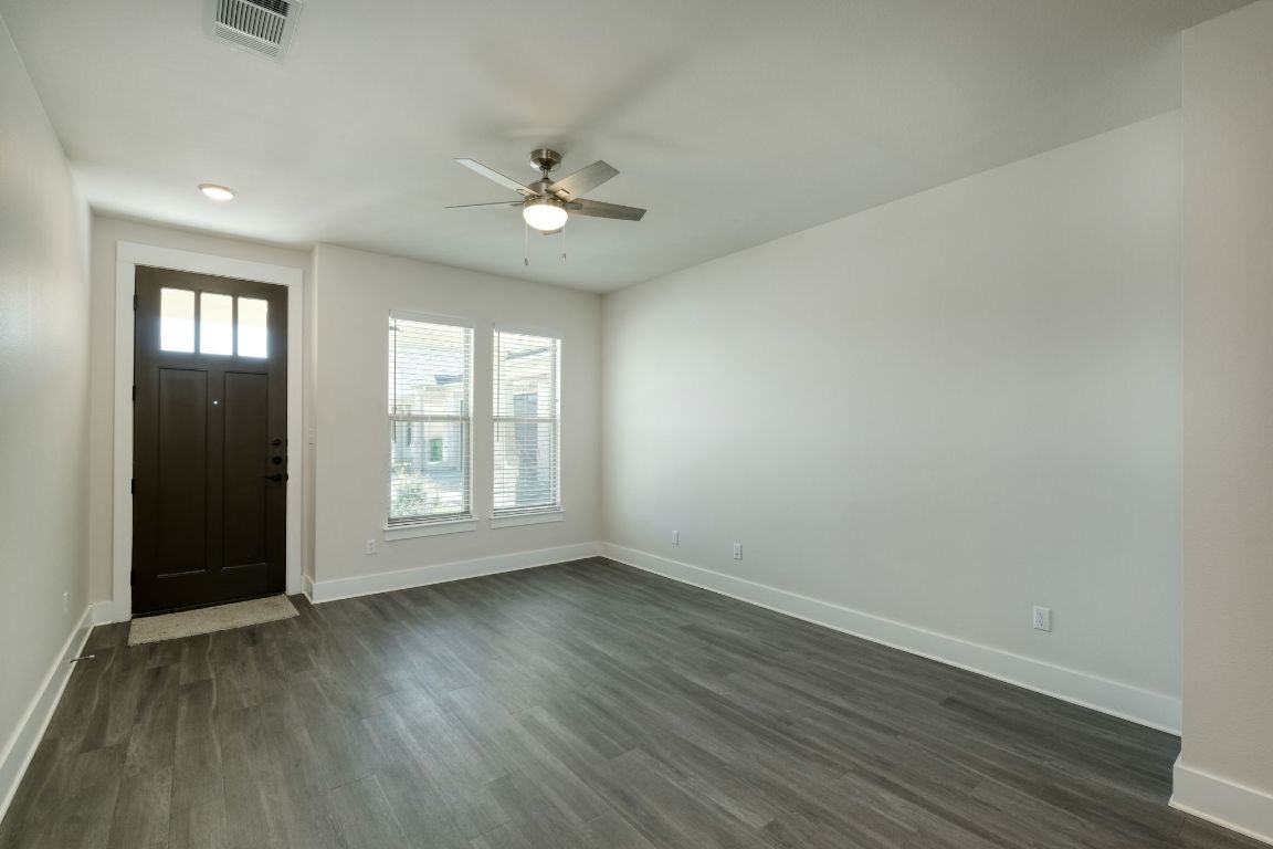 1300 Black Locust Drive W 2002 , Pflugerville, TX, 78660 | 4048395 | Realty Texas LLC