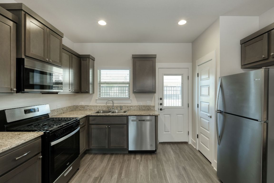 1300 Black Locust Drive W 2002 , Pflugerville, TX, 78660 | 4048395 | Realty Texas LLC