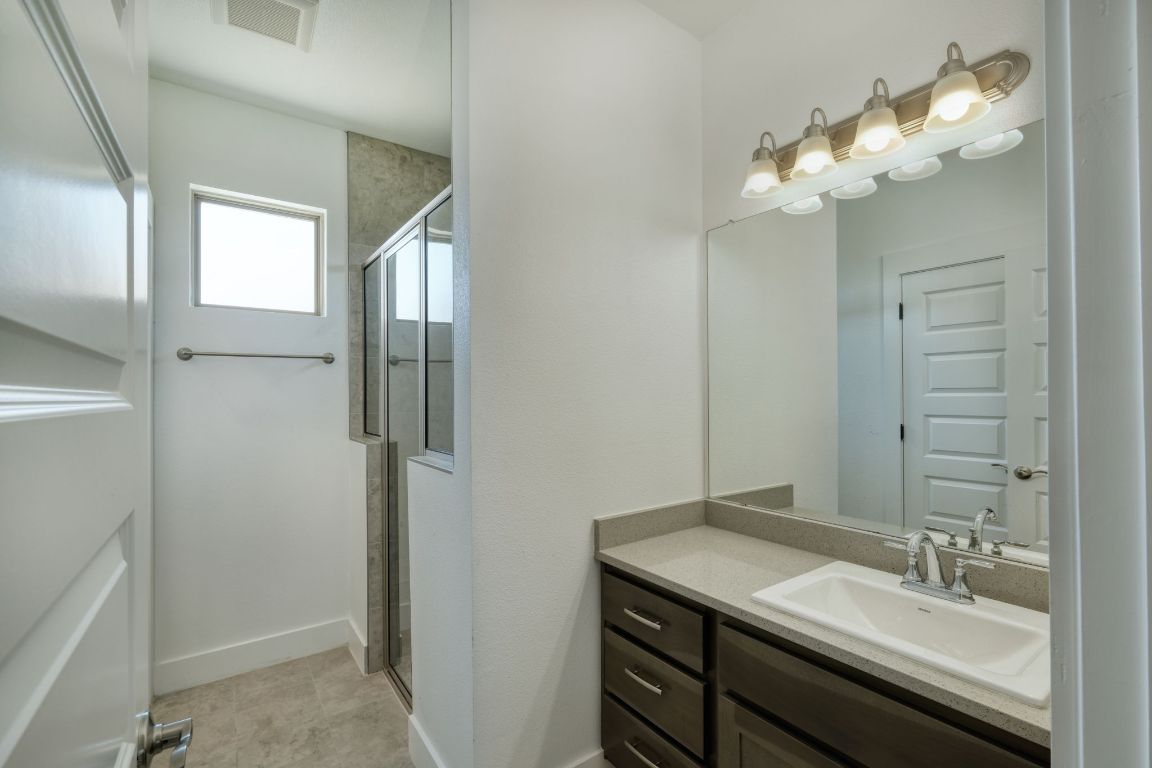 1300 Black Locust Drive W 2002 , Pflugerville, TX, 78660 | 4048395 | Realty Texas LLC