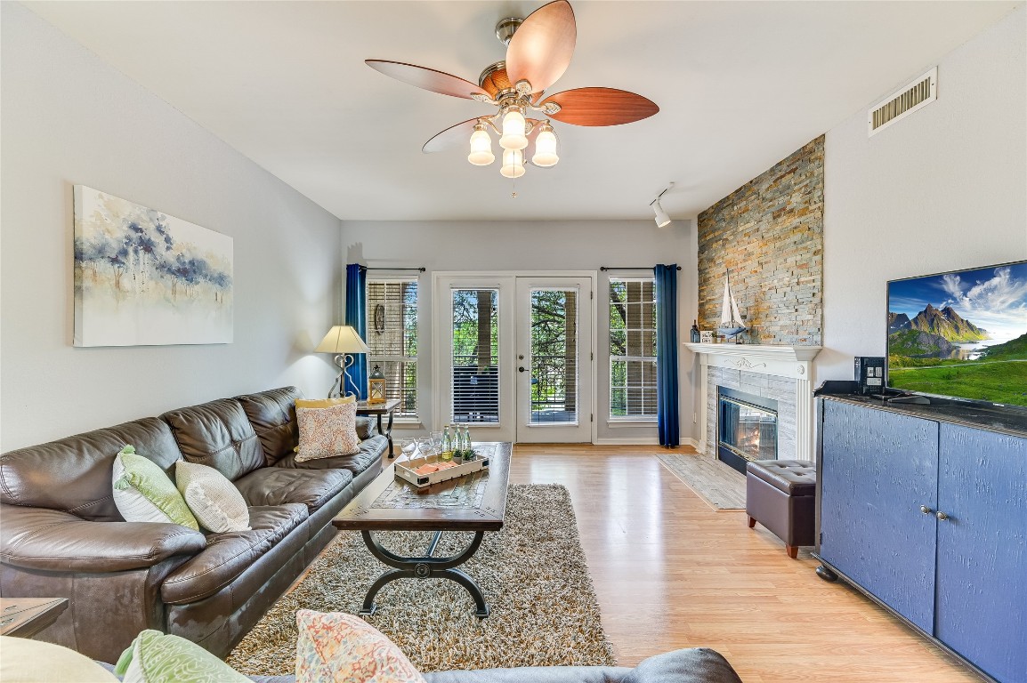 3404 American Drive 3208 , Lago Vista, TX, 78645 | 2564521 | Realty Texas LLC