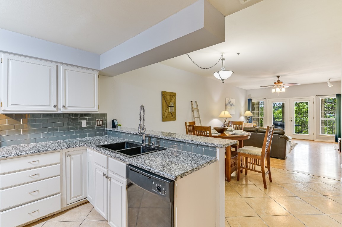 3404 American Drive 3208 , Lago Vista, TX, 78645 | 2564521 | Realty Texas LLC