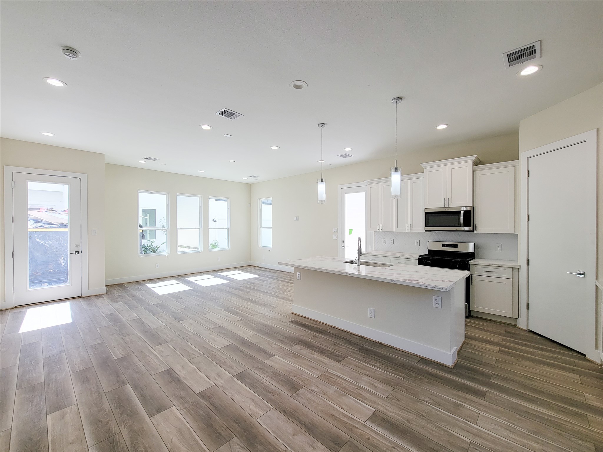 5931 Beall Street D , Houston, TX, 77091 | 48054908 | Realty Texas LLC