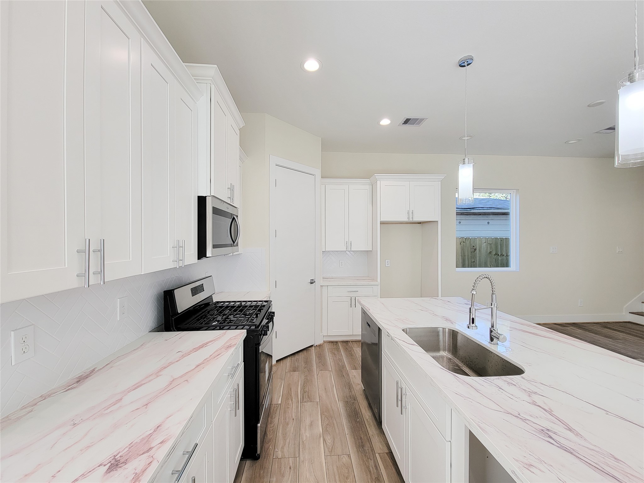 5931 Beall Street D , Houston, TX, 77091 | 48054908 | Realty Texas LLC