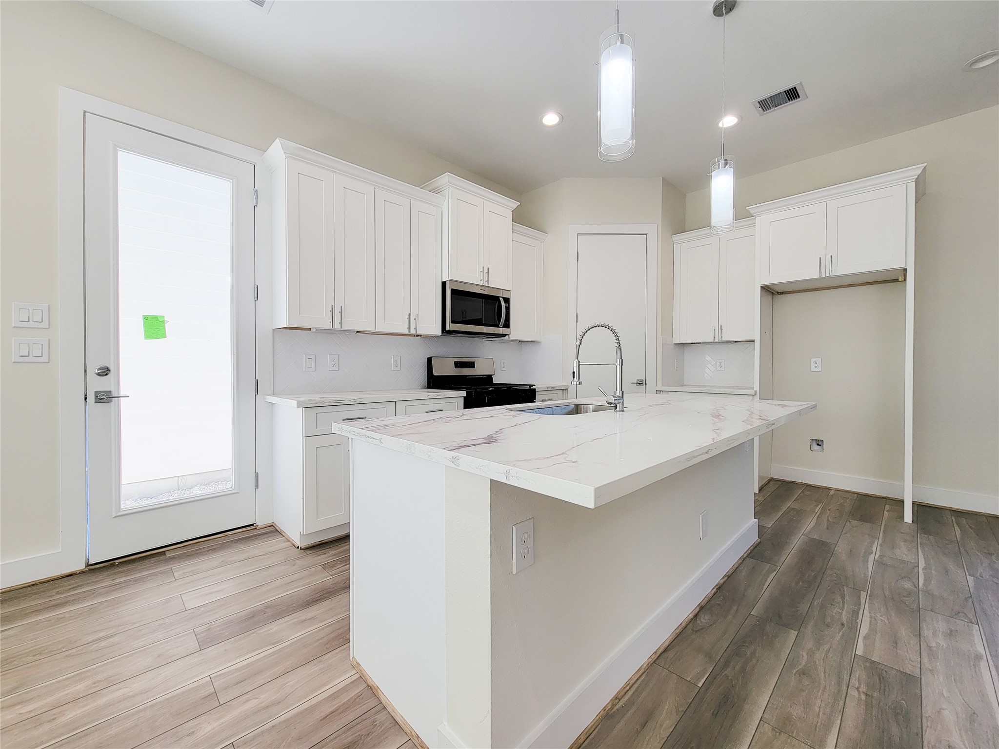 5931 Beall Street D , Houston, TX, 77091 | 48054908 | Realty Texas LLC
