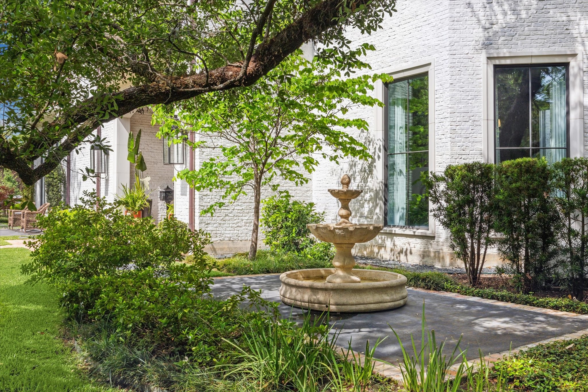 2116 Looscan Lane , Houston, TX, 77019 | 92600075 | Realty Texas LLC