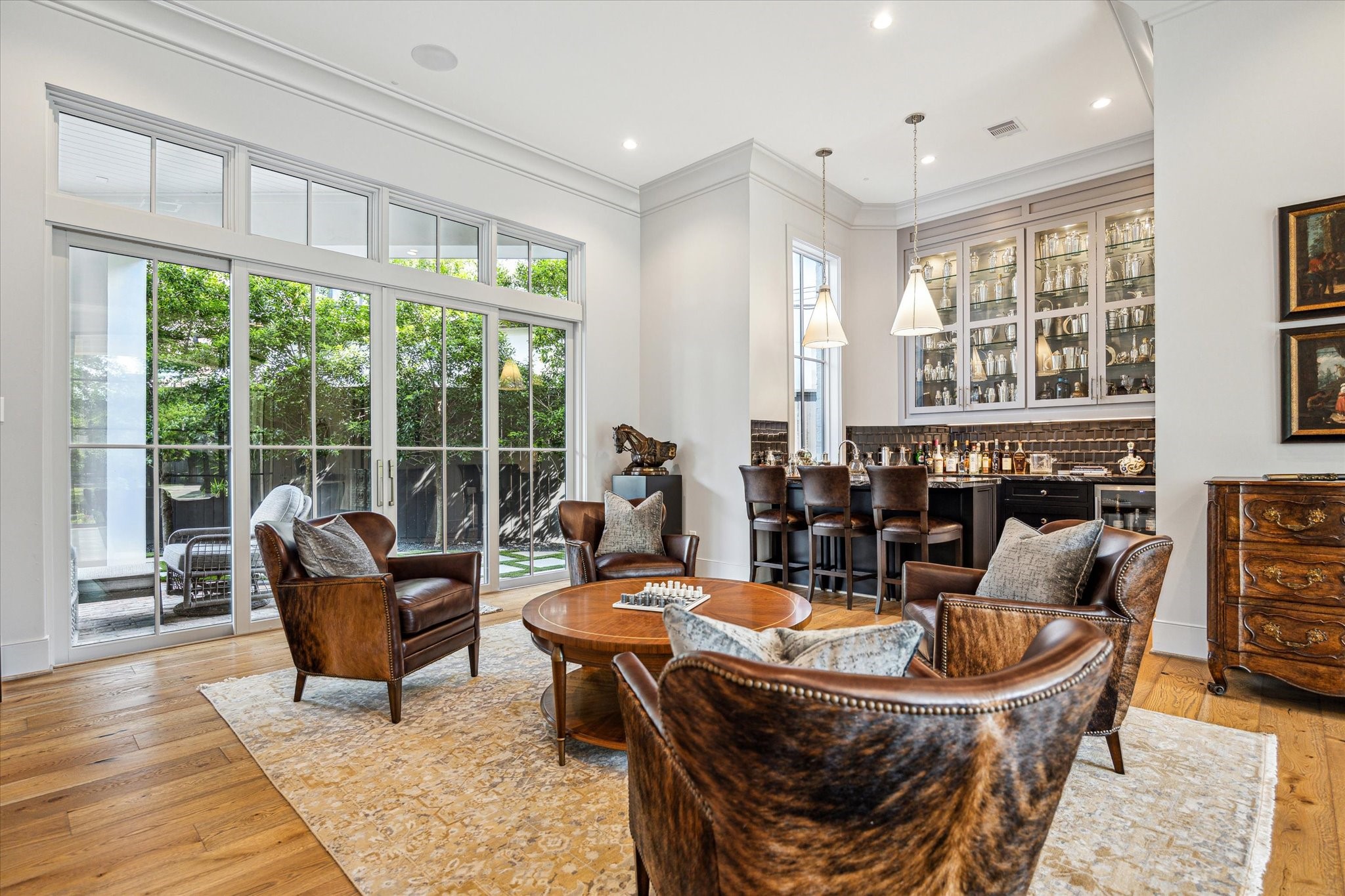 2116 Looscan Lane , Houston, TX, 77019 | 92600075 | Realty Texas LLC