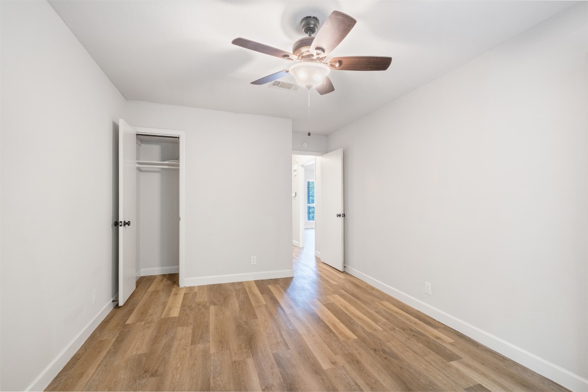 6811 Thorncliffe Drive B , Austin, TX, 78731 | 2270888 | Realty Texas LLC