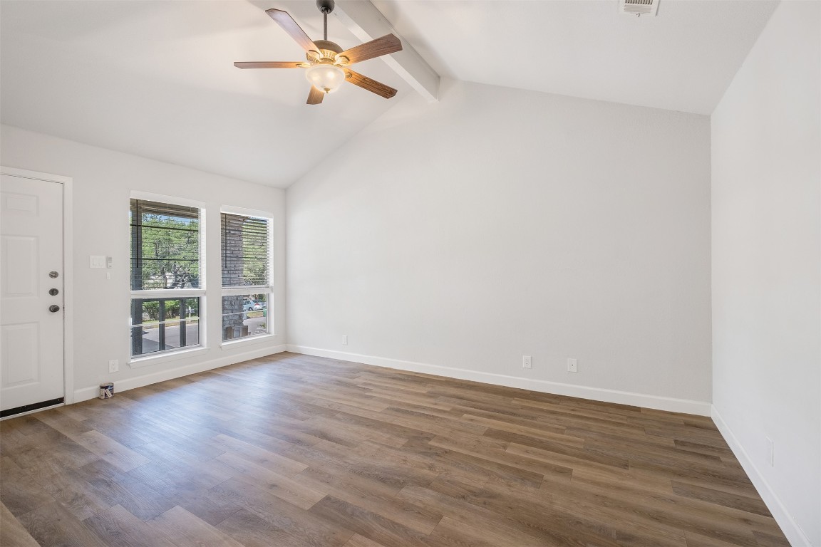 6811 Thorncliffe Drive B , Austin, TX, 78731 | 2270888 | Realty Texas LLC