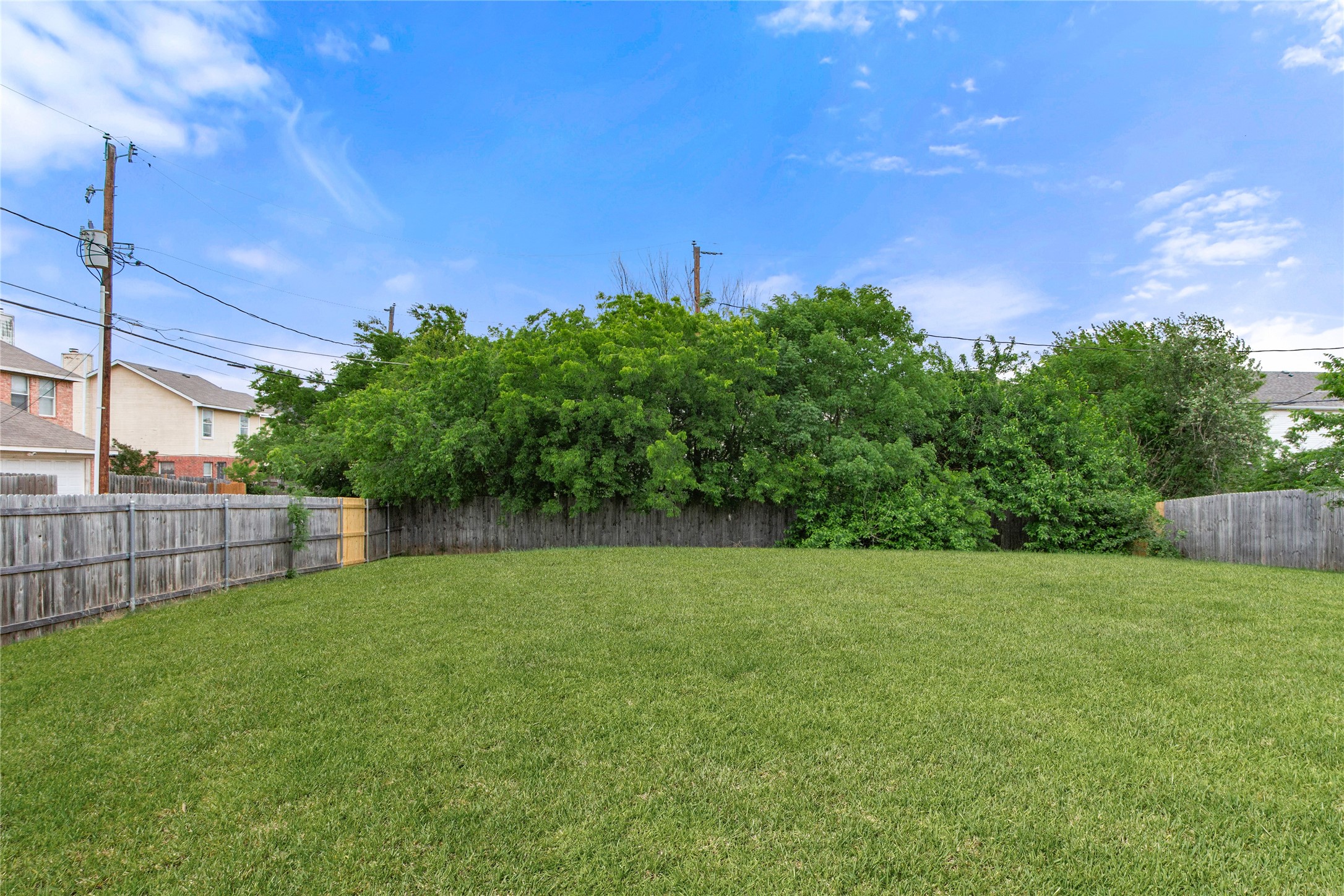 5703 Homestead Road , Arlington, TX, 76017 | 20915735 | Realty Texas LLC