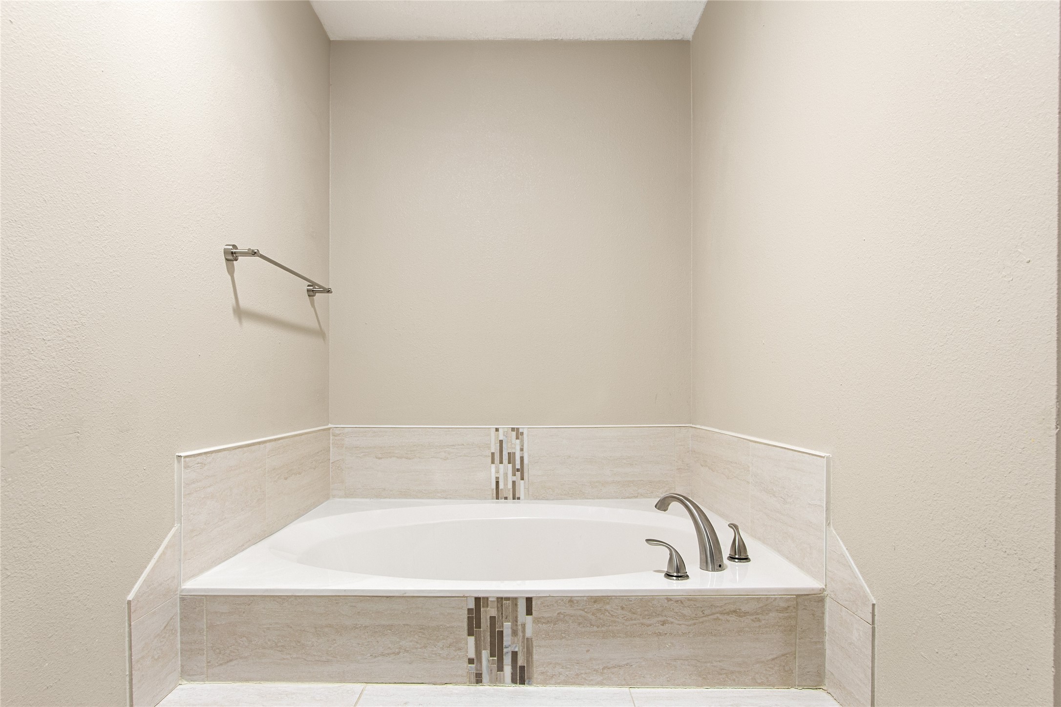 5703 Homestead Road , Arlington, TX, 76017 | 20915735 | Realty Texas LLC