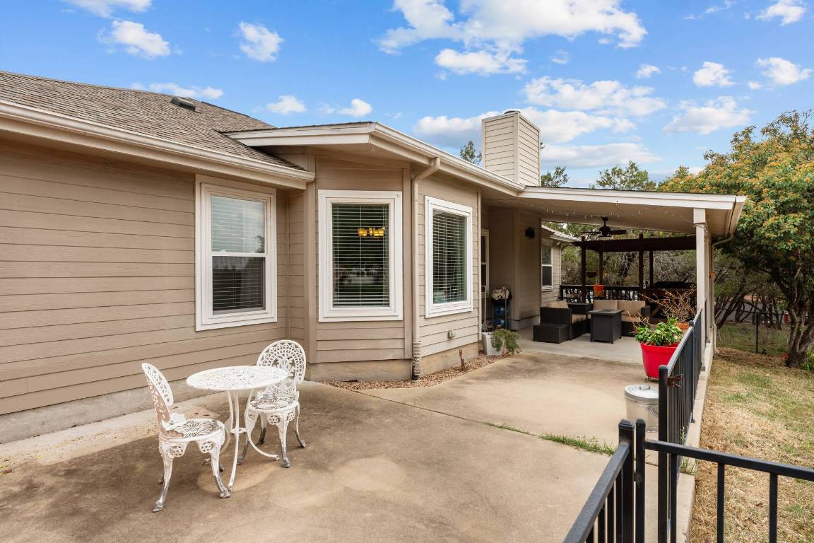 4906 Thunderbird Drive , Lago Vista, TX, 78645 | 9707131 | Realty Texas LLC