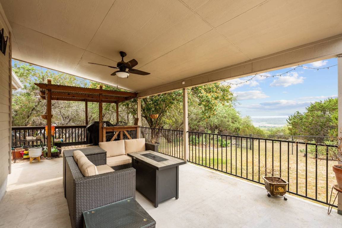 4906 Thunderbird Drive , Lago Vista, TX, 78645 | 9707131 | Realty Texas LLC