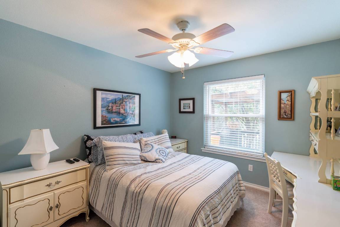 4906 Thunderbird Drive , Lago Vista, TX, 78645 | 9707131 | Realty Texas LLC