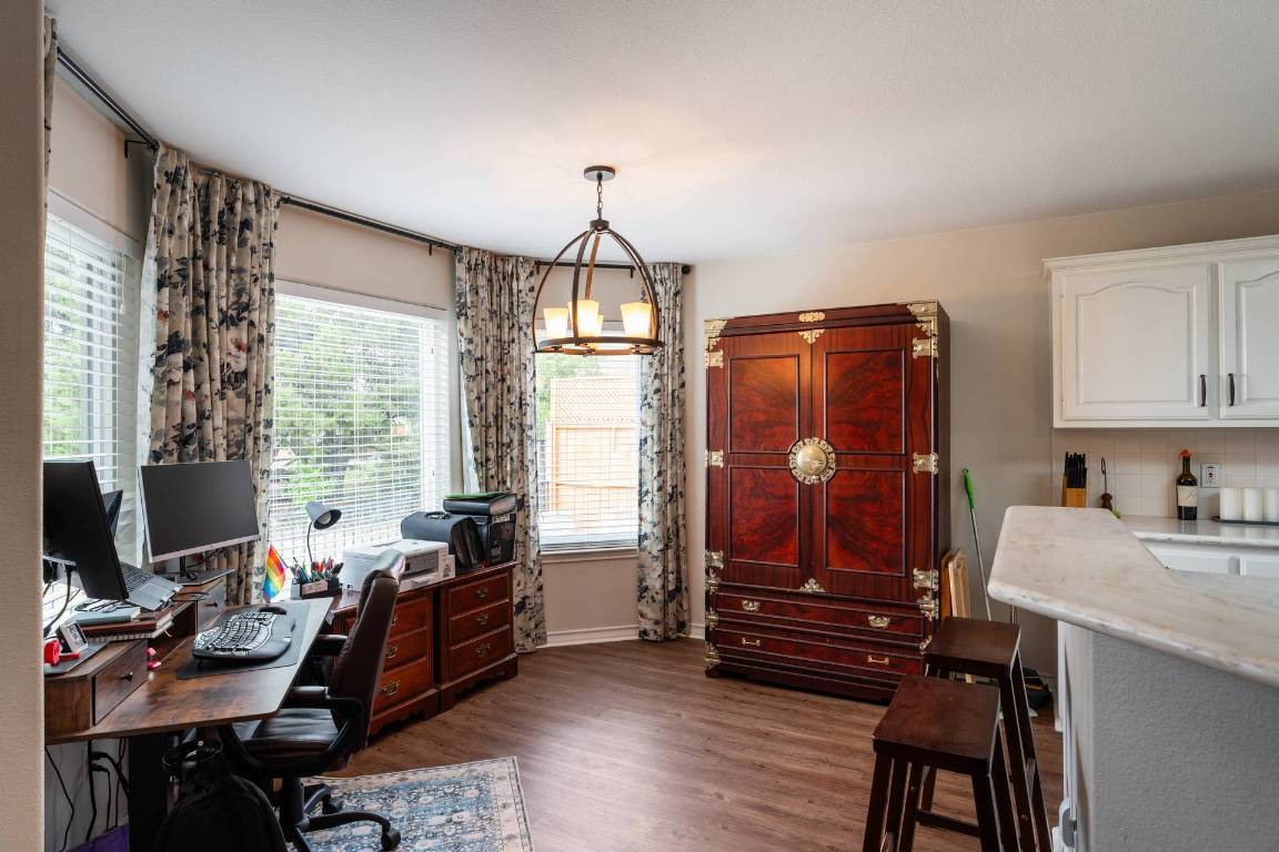 4906 Thunderbird Drive , Lago Vista, TX, 78645 | 9707131 | Realty Texas LLC