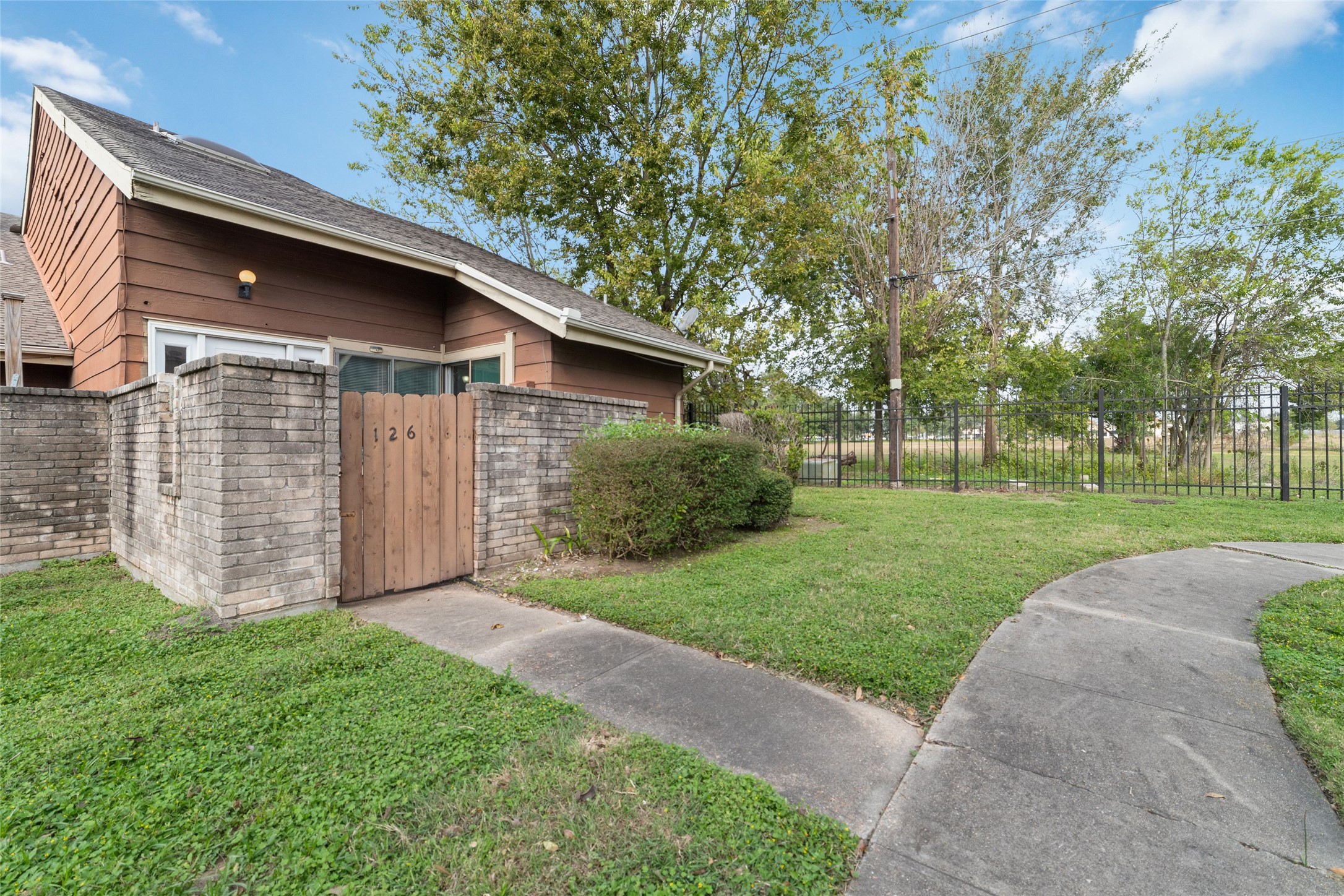 12606 Wellington Park Drive , Houston, TX, 77072 | 71968558 | Realty Texas LLC