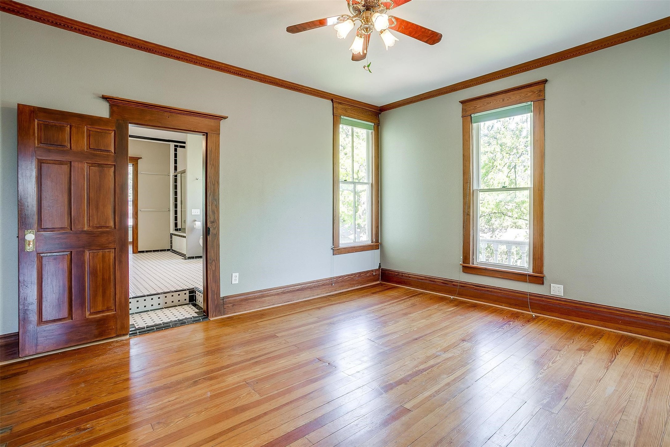 708 S Waco Street , Weatherford, TX, 76086 | 20913416 | Realty Texas LLC