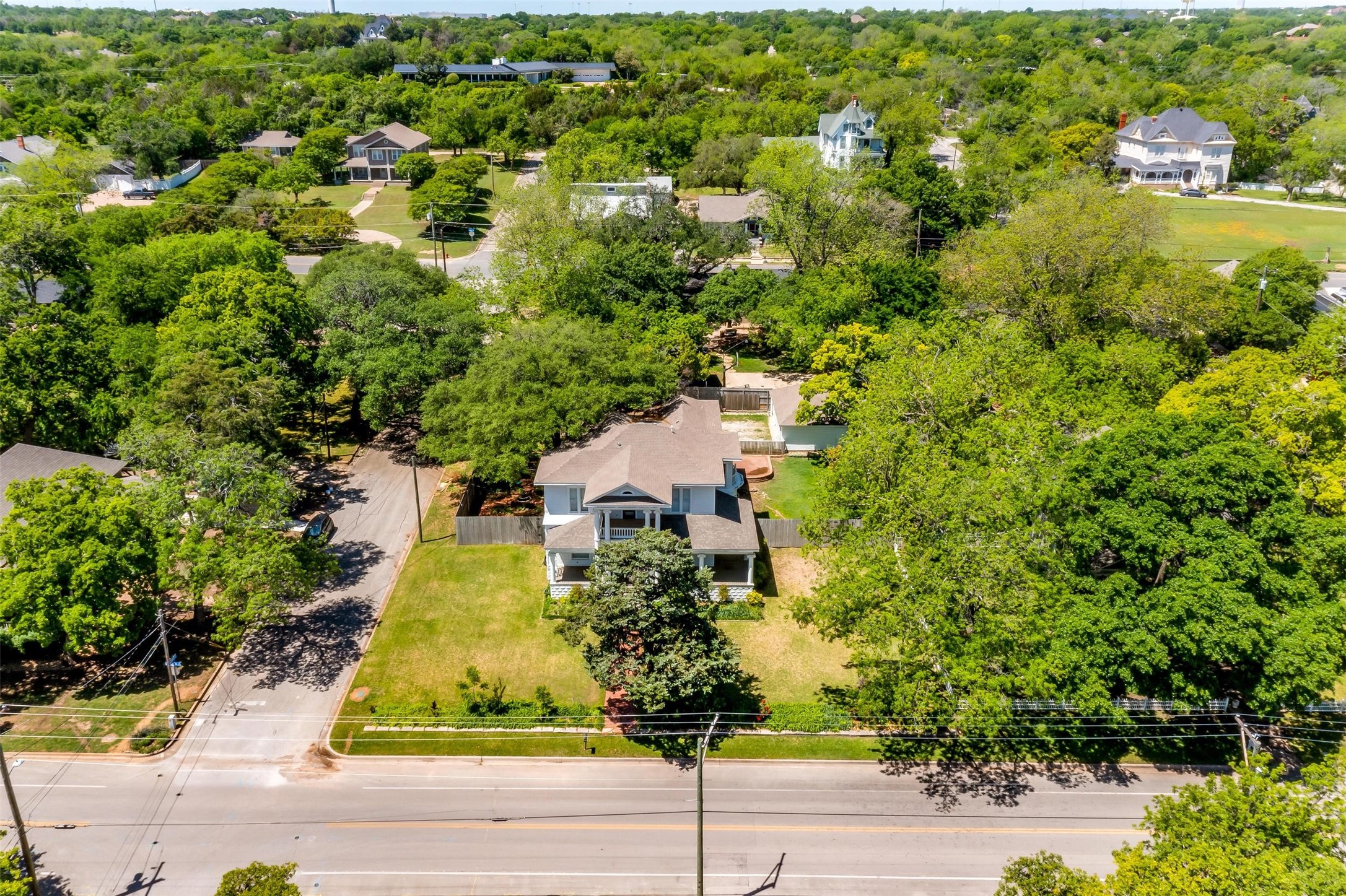 708 S Waco Street , Weatherford, TX, 76086 | 20913416 | Realty Texas LLC