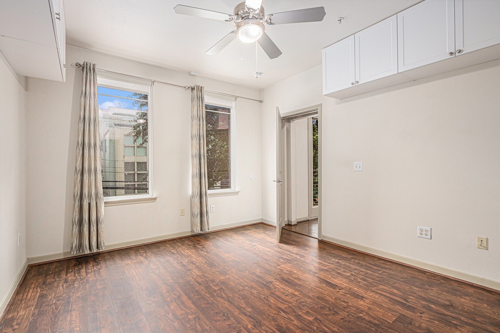 505 Jackson Hill Street 103 , Houston, TX, 77007 | 44264105 | Realty Texas LLC