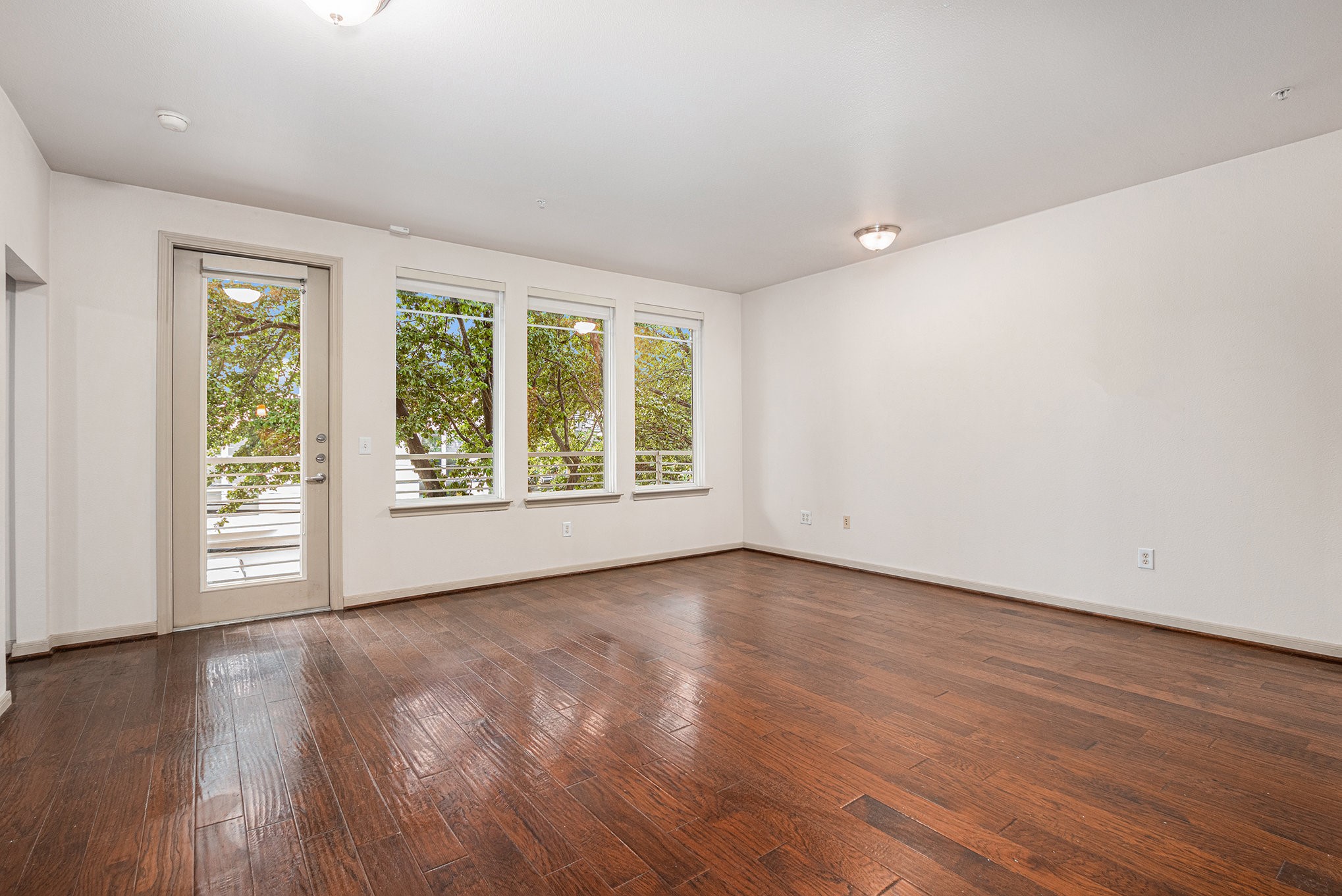 505 Jackson Hill Street 103 , Houston, TX, 77007 | 44264105 | Realty Texas LLC