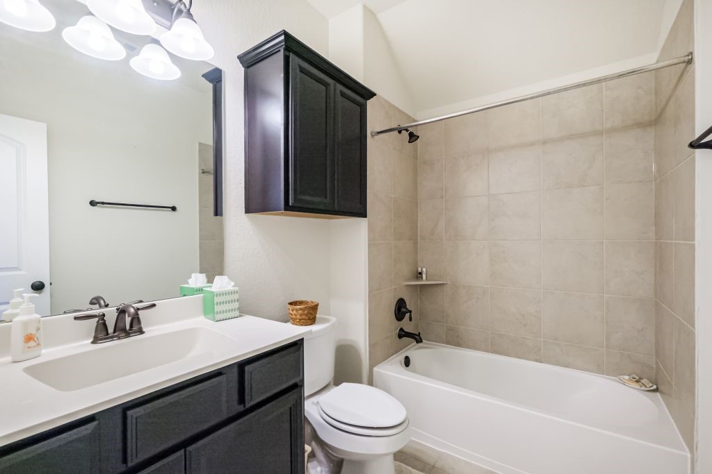 2116 Nogalas Lane , League City, TX, 77573 | 64766041 | Realty Texas LLC