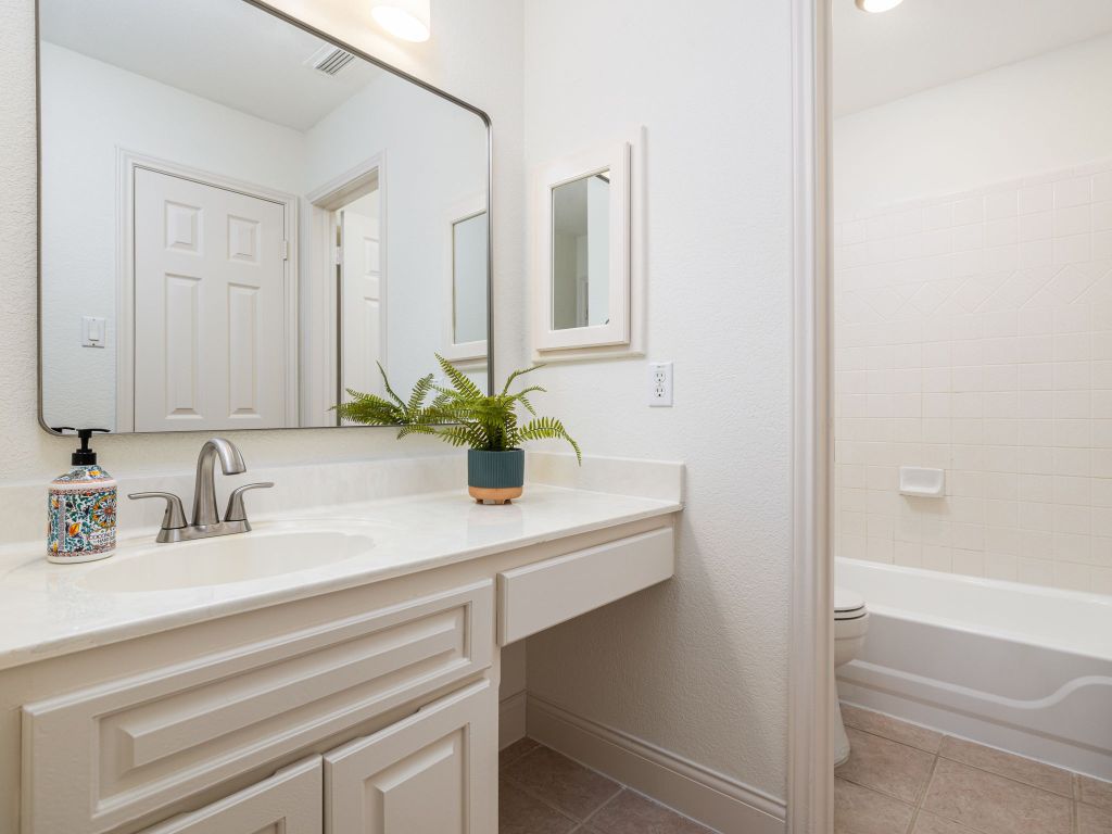9036 Evening Primrose Path , Austin, TX, 78750 | 4625053 | Realty Texas LLC
