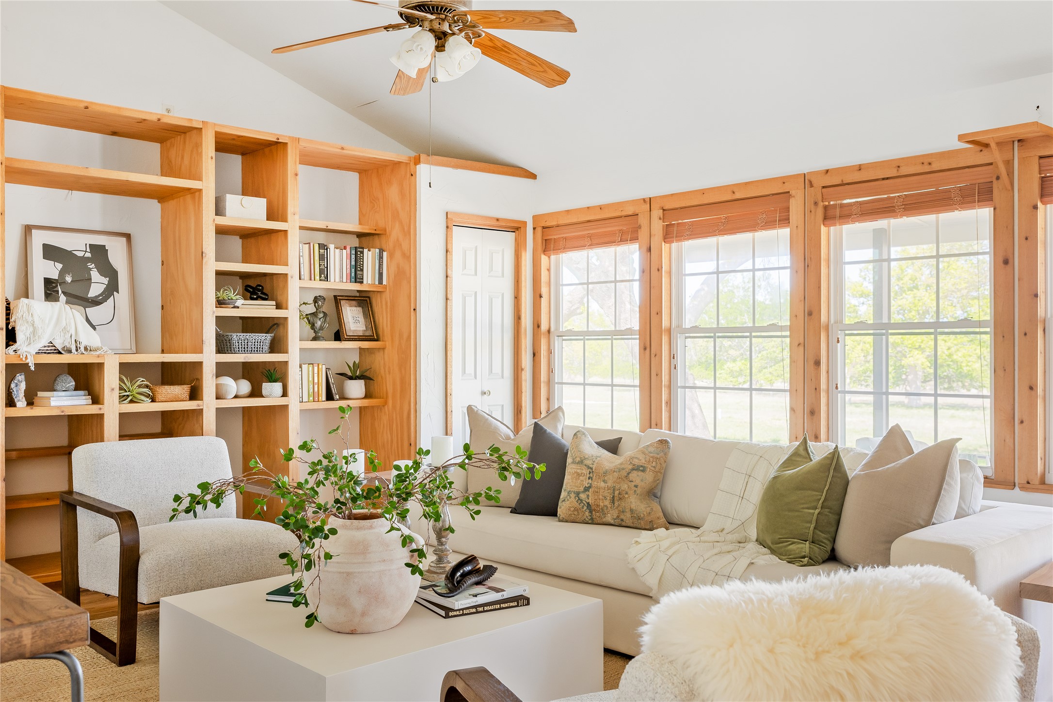 9695 W US 290 Highway, Hye, TX, 78635 | 7275432 | Realty Texas LLC