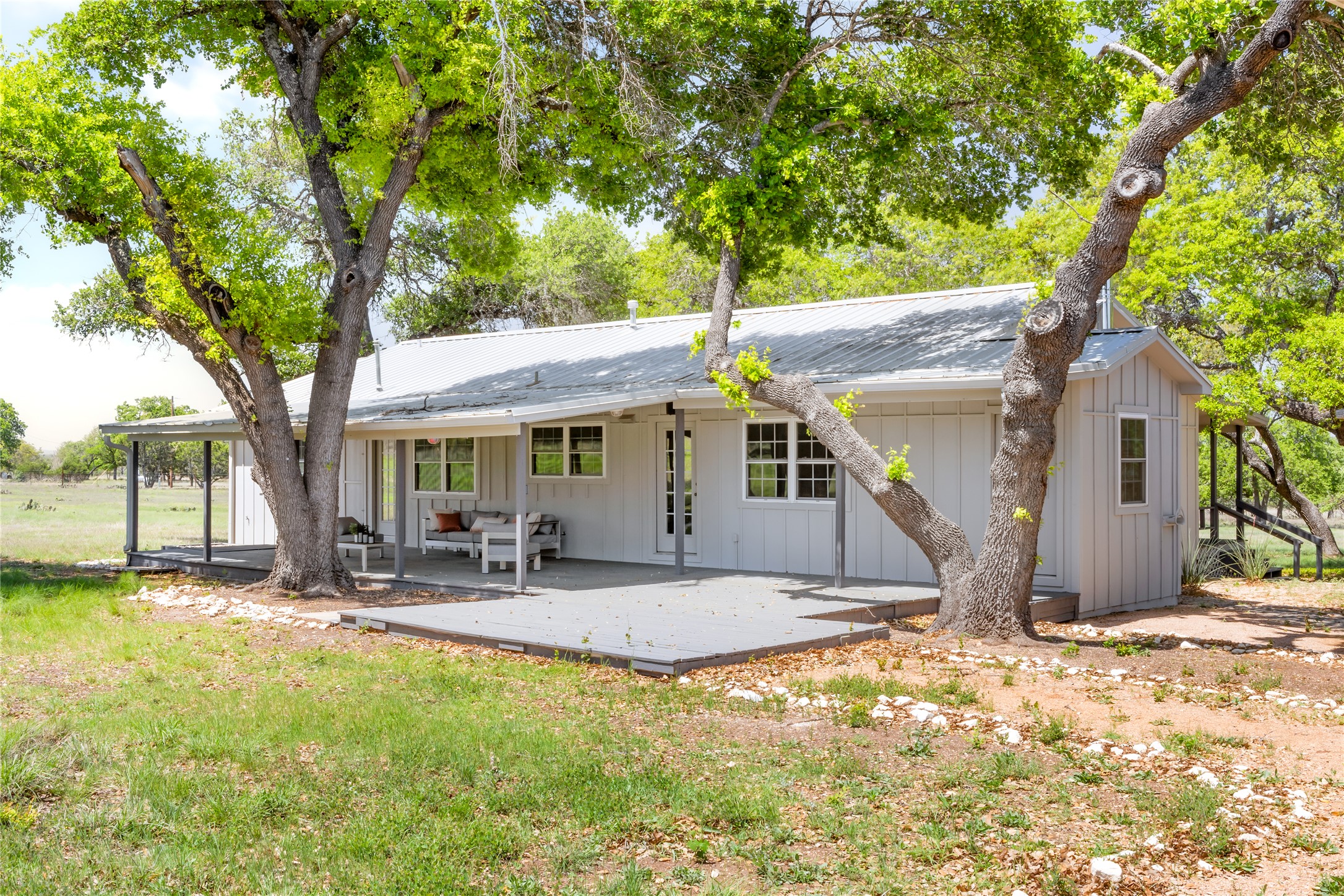 9695 W US 290 Highway, Hye, TX, 78635 | 7275432 | Realty Texas LLC