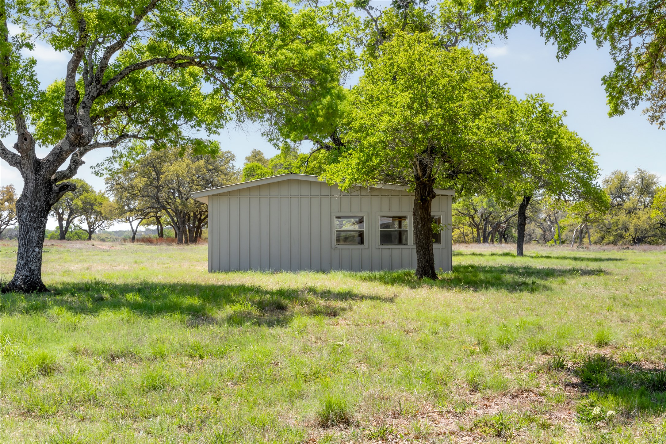 9695 W US 290 Highway, Hye, TX, 78635 | 7275432 | Realty Texas LLC