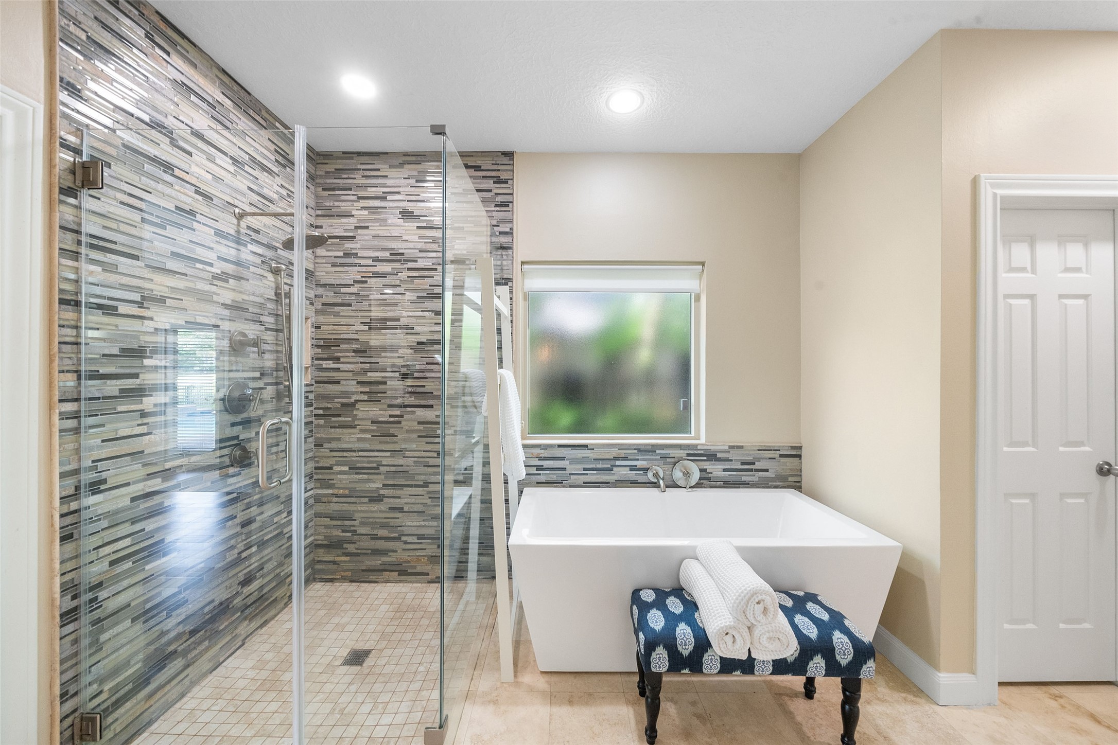 47 Firefall Court , The Woodlands, TX, 77380 | 46079412 | Realty Texas LLC