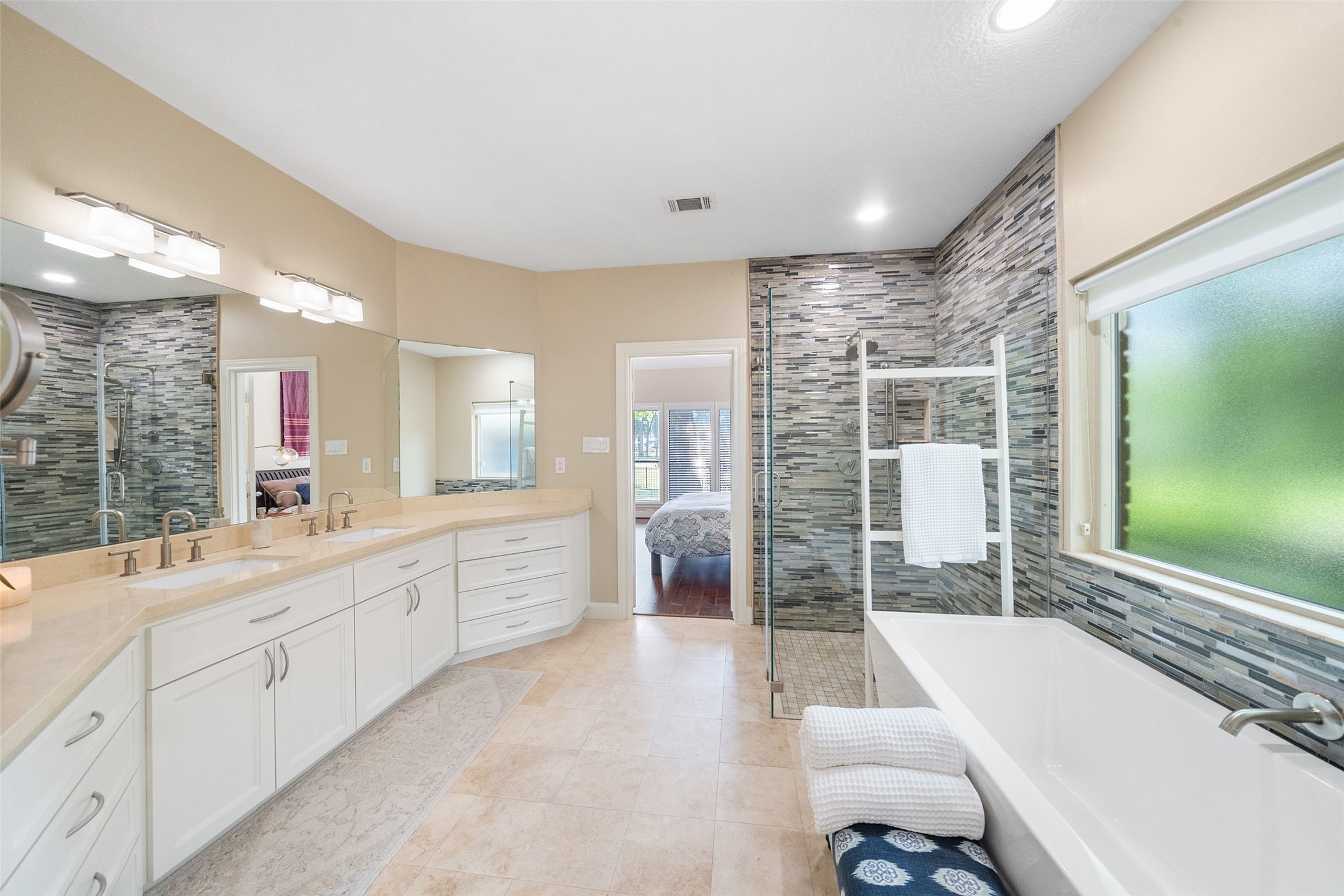 47 Firefall Court , The Woodlands, TX, 77380 | 46079412 | Realty Texas LLC