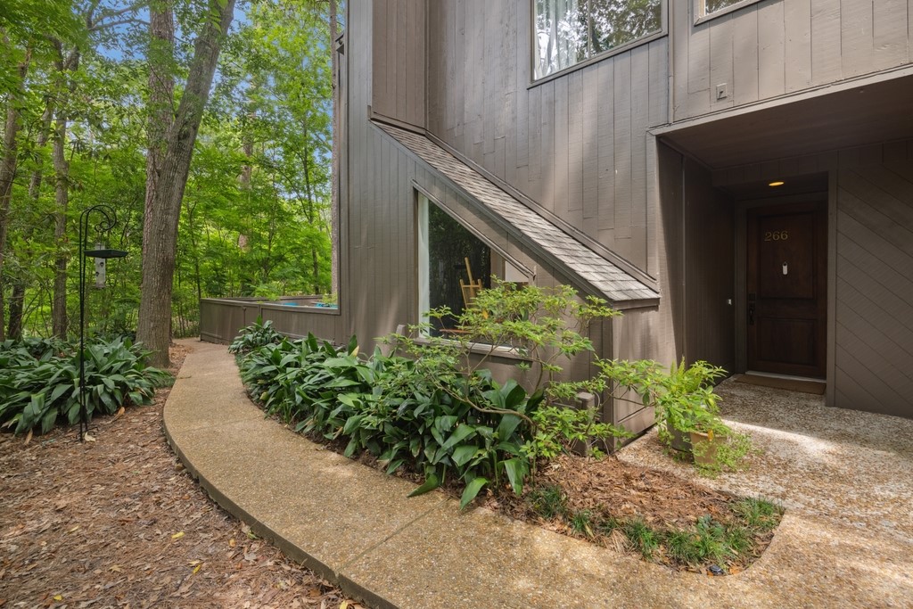 266 Litchfield Lane , Houston, TX, 77024 | 64921991 | Realty Texas LLC