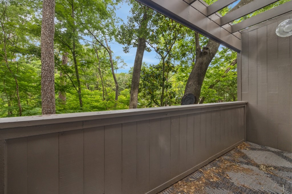 266 Litchfield Lane , Houston, TX, 77024 | 64921991 | Realty Texas LLC