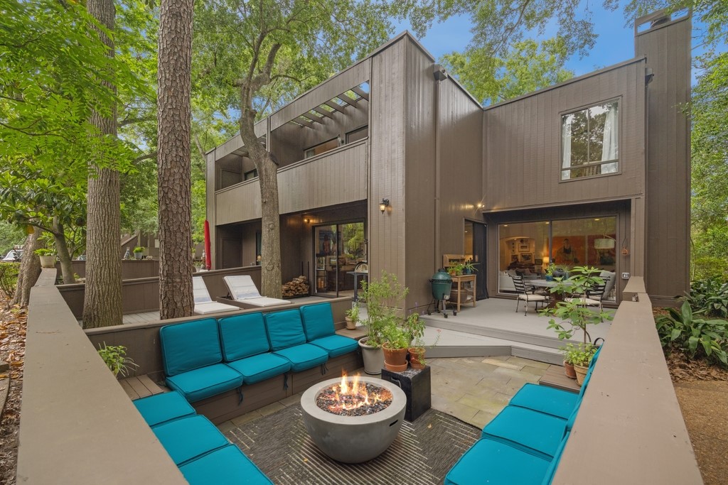 266 Litchfield Lane , Houston, TX, 77024 | 64921991 | Realty Texas LLC