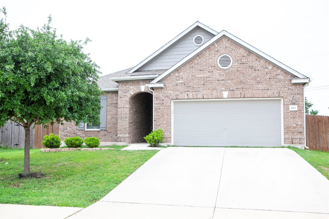 1012 Estes Park Park , Taylor, TX, 76574 | 4182434 | Realty Texas LLC