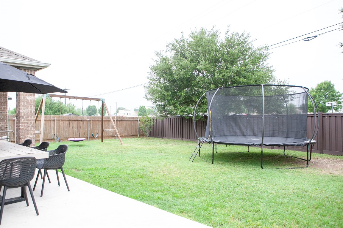 1012 Estes Park Park , Taylor, TX, 76574 | 4182434 | Realty Texas LLC