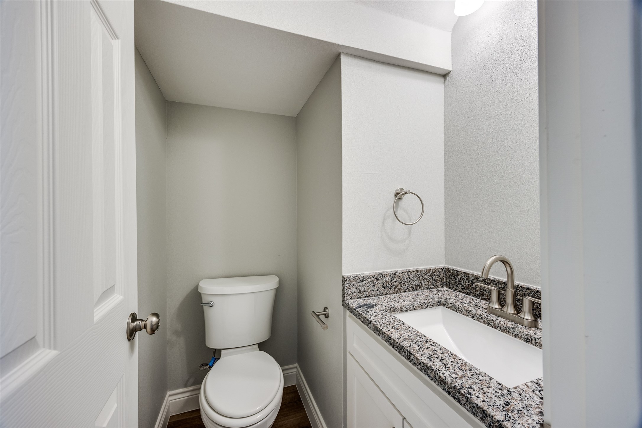 5325 Bent Tree Forest Drive 2222 , Dallas, TX, 75248 | 20913279 | Realty Texas LLC
