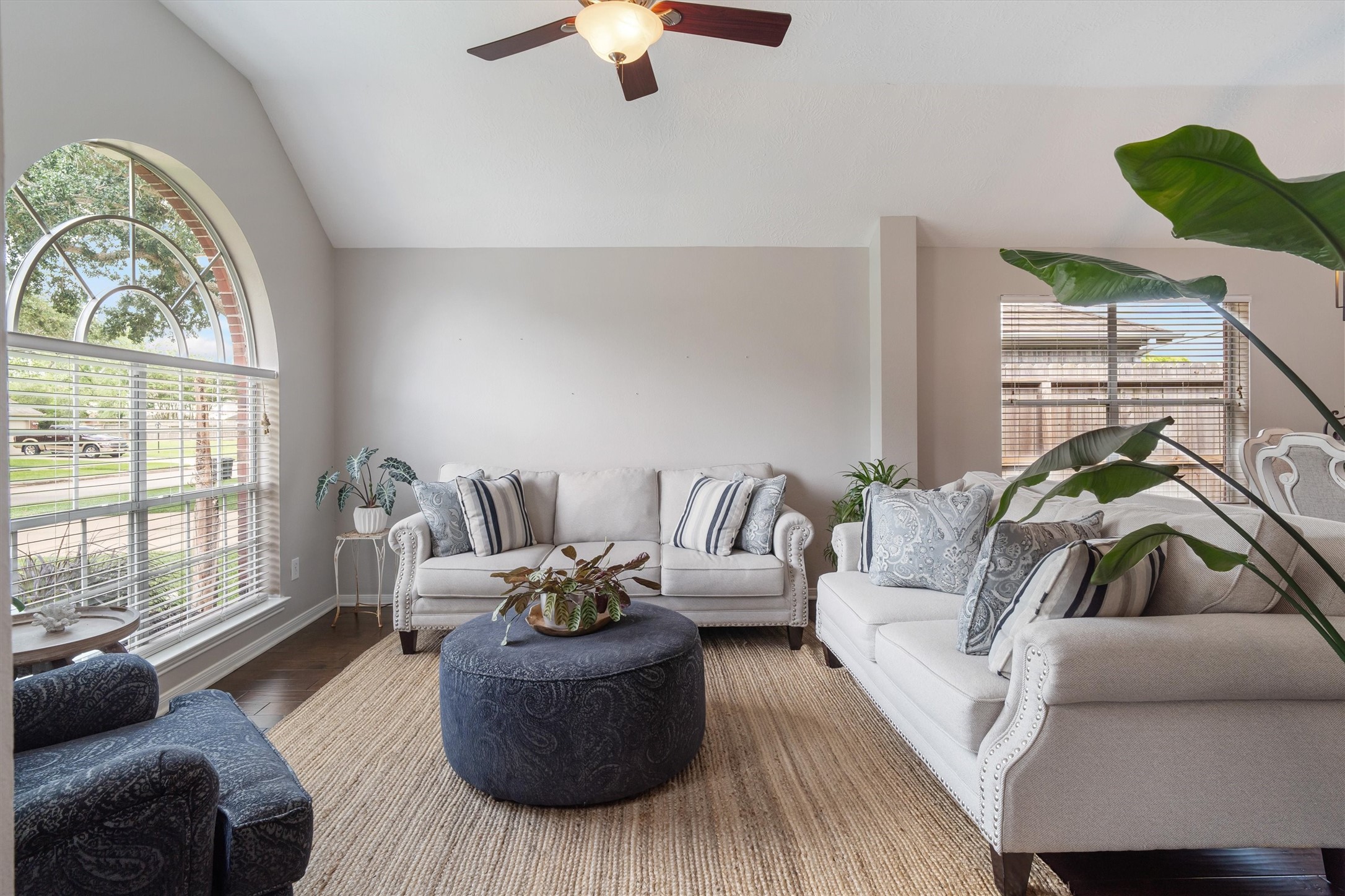 1202 Candlewood Drive , League City, TX, 77573 | 84464534 | Realty Texas LLC
