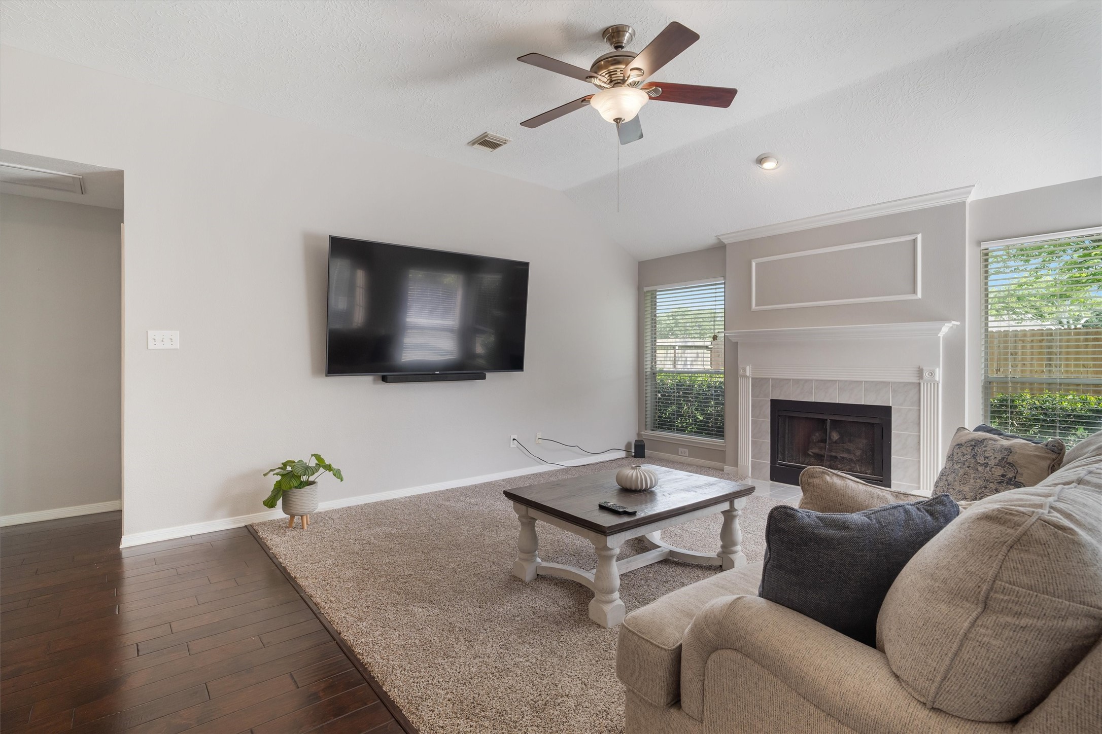 1202 Candlewood Drive , League City, TX, 77573 | 84464534 | Realty Texas LLC
