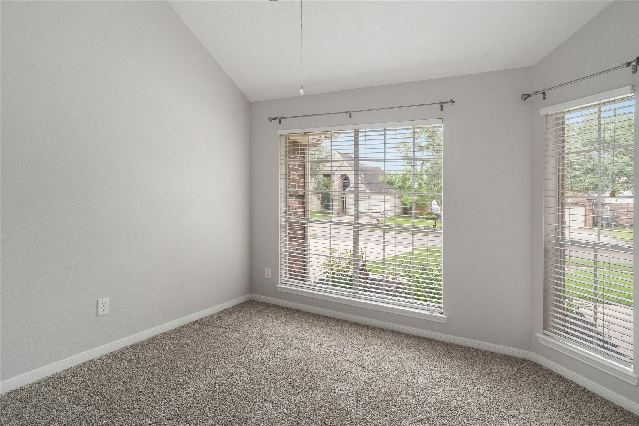 1202 Candlewood Drive , League City, TX, 77573 | 84464534 | Realty Texas LLC