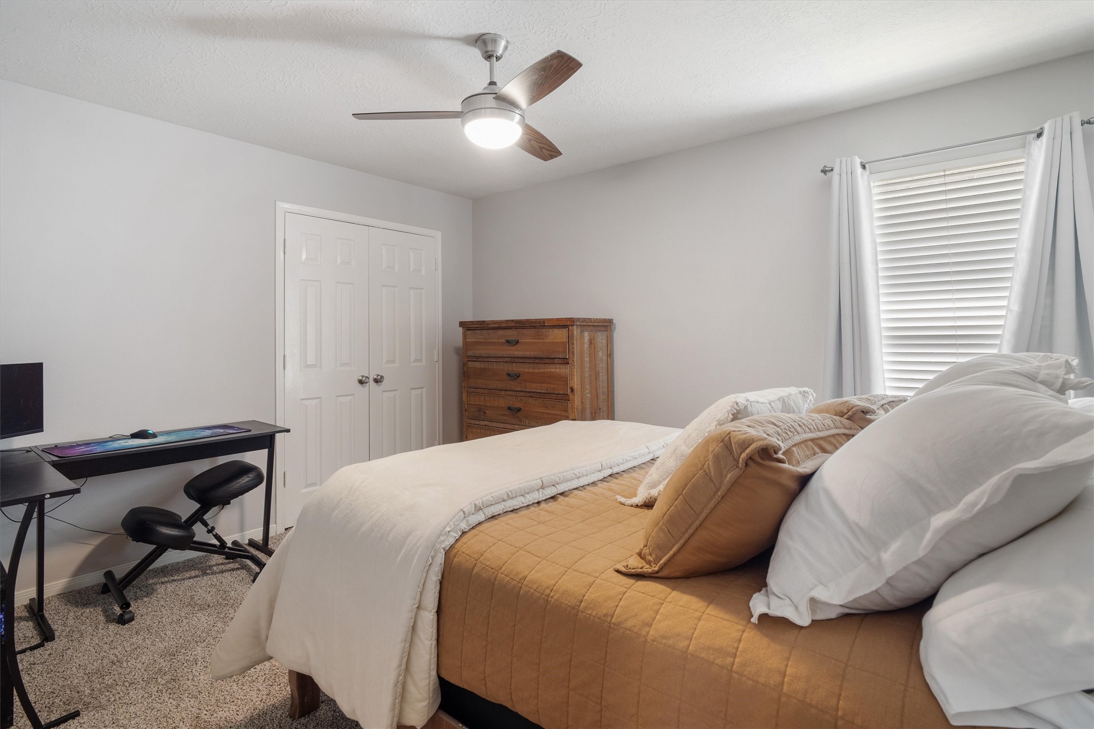 1202 Candlewood Drive , League City, TX, 77573 | 84464534 | Realty Texas LLC
