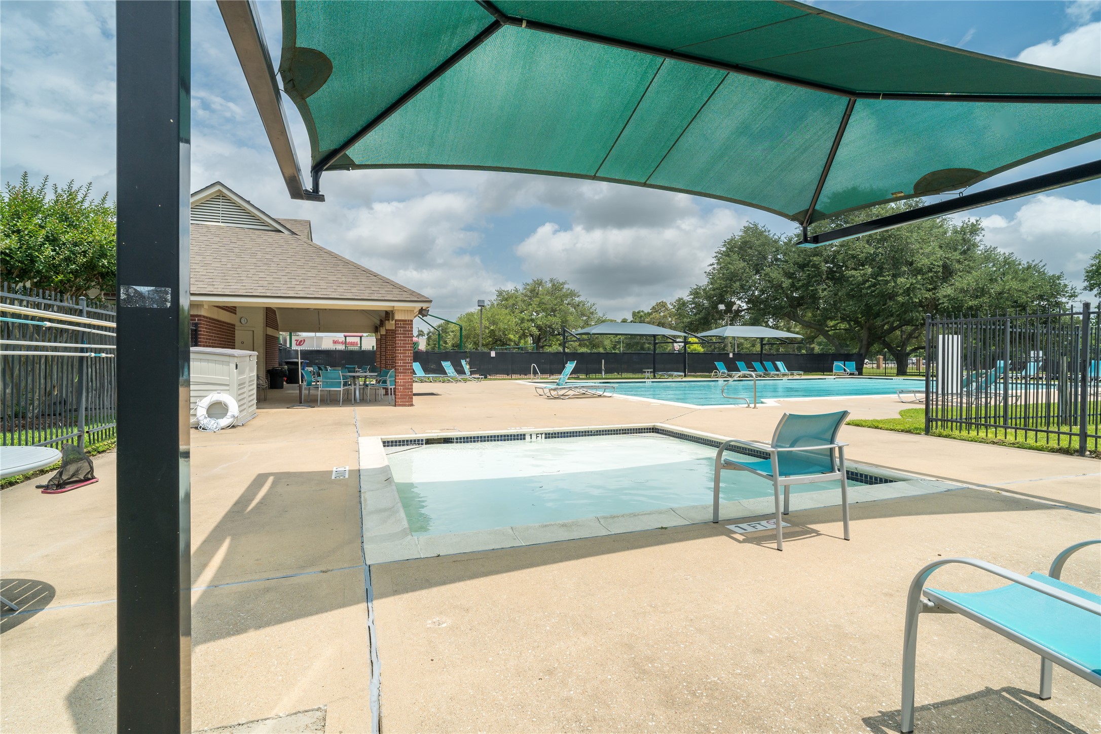 1202 Candlewood Drive , League City, TX, 77573 | 84464534 | Realty Texas LLC