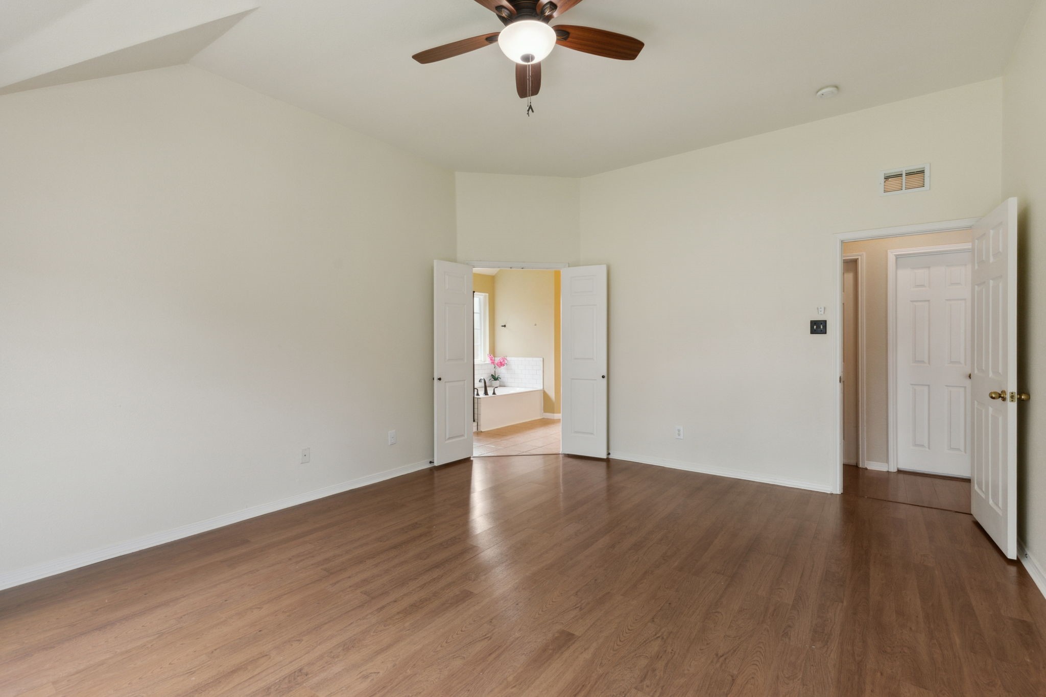 104 Rolling Rock Drive , Trophy Club, TX, 76262 | 20916870 | Realty Texas LLC