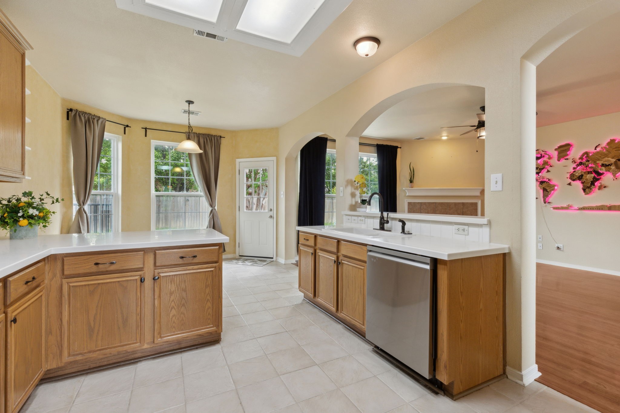 104 Rolling Rock Drive , Trophy Club, TX, 76262 | 20916870 | Realty Texas LLC